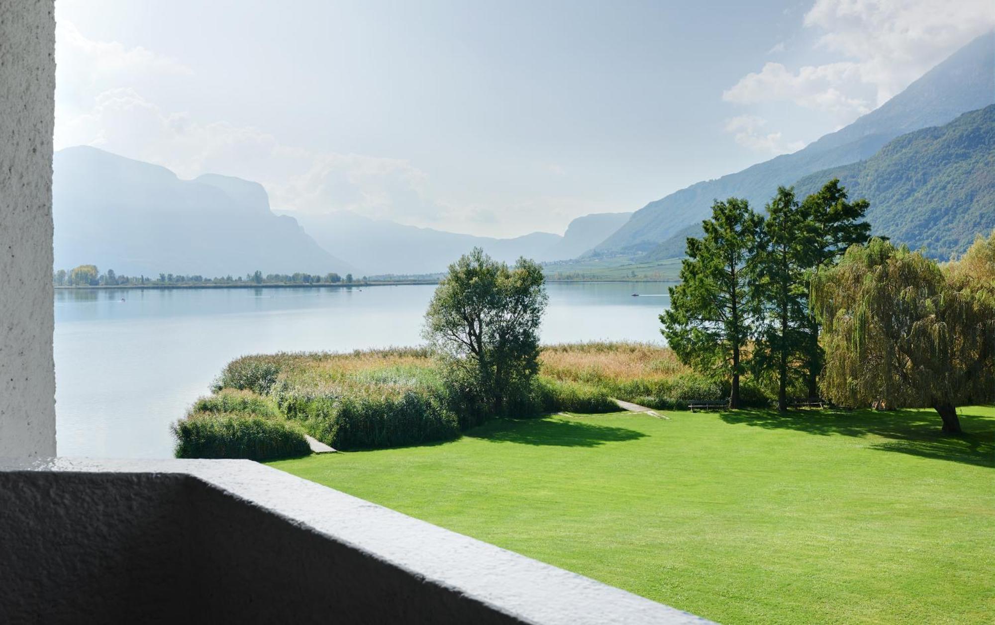 Seehotel Ambach Caldaro Oda fotoğraf
