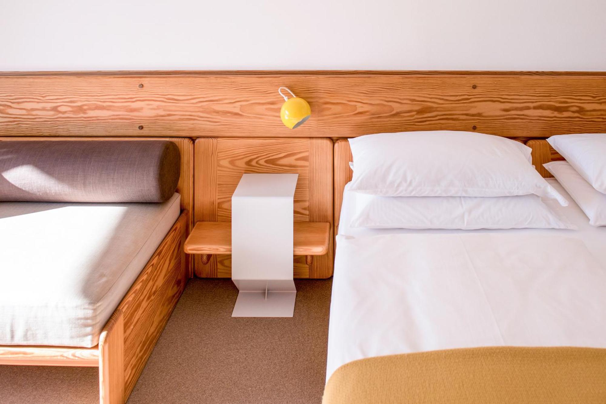 Seehotel Ambach Caldaro Oda fotoğraf